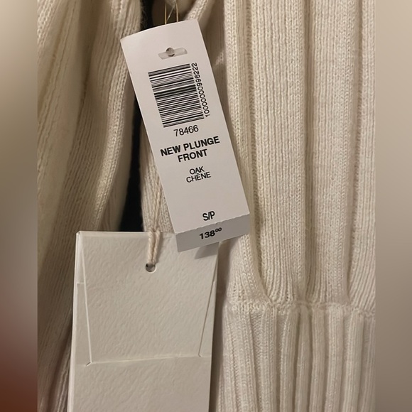 SOLD - Aritzia plunge cardigan - Picture 2 of 2